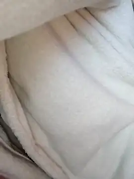 LoGaNfree88 online show from November 18, 2025, 2:38 am