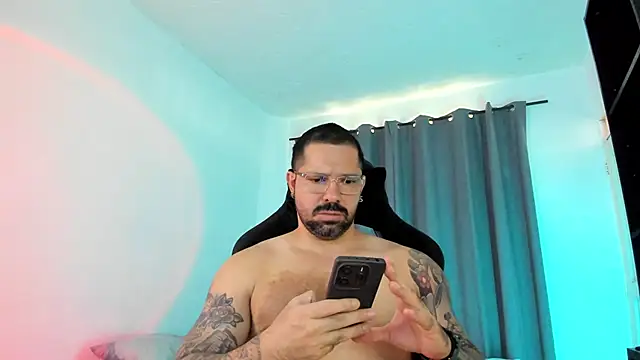 Pierre Vidal online show from April 19, 2026, 2:18 pm