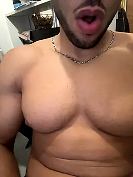 pimentfort77 online show from September 11, 2025, 11:27 pm