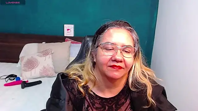 scaelettdubois online show from February 27, 2025, 2:46 am