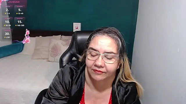 scaelettdubois online show from March 7, 2025, 5:40 am