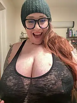 Snapshot of Cumming_atme chatting on December 22, 2024, 9:22 am Cumming atme online show from December 22, 2024, 9:22 am