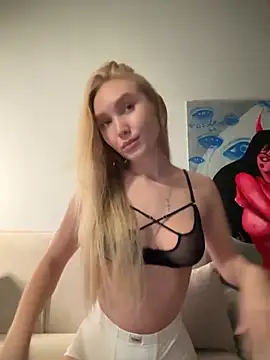 Snapshot of MariaTull chatting on September 10, 2025, 10:42 pm MariaTull online show from September 10, 2025, 10:42 pm