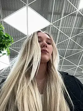 Snapshot of MariaTull chatting on February 20, 2025, 1:08 pm MariaTull online show from February 20, 2025, 1:08 pm