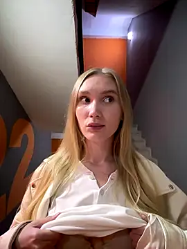 Snapshot of MariaTull chatting on September 14, 2025, 9:26 pm MariaTull online show from September 14, 2025, 9:26 pm