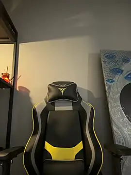 Snapshot of MariaTull chatting on March 9, 2025, 4:33 pm MariaTull online show from March 9, 2025, 4:33 pm