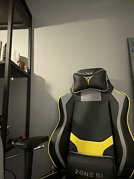 Snapshot of MariaTull chatting on February 18, 2025, 9:53 pm MariaTull online show from February 18, 2025, 9:53 pm