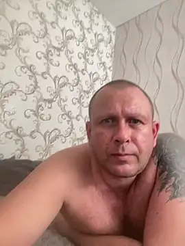 Snapshot of 1981-AZ chatting on March 19, 2025, 9:38 am 1981-AZ online show from March 19, 2025, 9:38 am