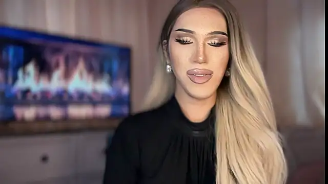 Ts glamxxxx online show from April 6, 2026, 4:57 am