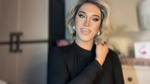 Ts glamxxxx online show from December 5, 2025, 11:42 am