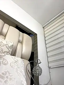 ALISSON FOXXX1 online show from November 16, 2025, 12:54 pm