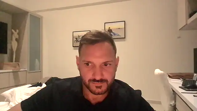 JonJ0 online show from June 17, 2026, 1:49 am