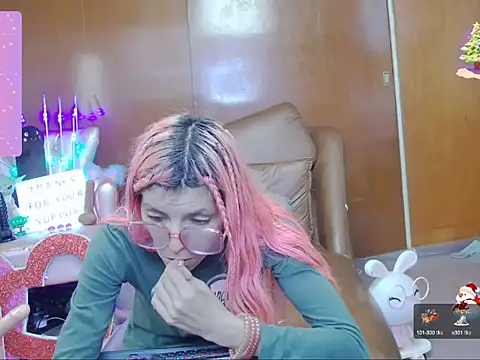 Snapshot of Skinygirl chatting on September 25, 2025, 9:43 pm Skinygirl online show from September 25, 2025, 9:43 pm