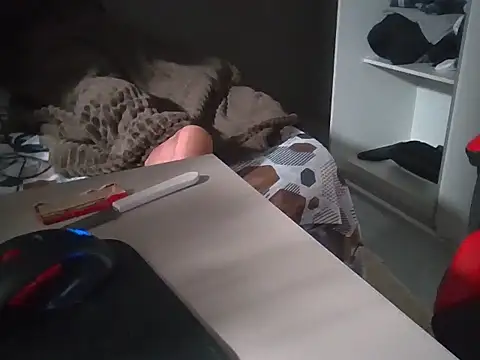 Juninho10c online show from November 20, 2025, 1:06 am