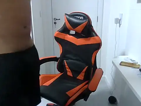 Juninho10c online show from November 19, 2025, 12:54 am