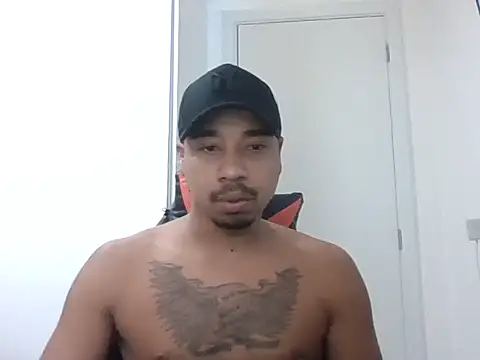 Juninho10c online show from November 17, 2025, 12:42 pm