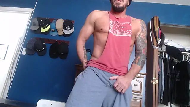 Snapshot of brettsworld1 chatting on January 13, 2025, 6:16 pm brettsworld1 online show from January 13, 2025, 6:16 pm