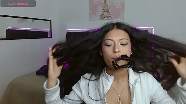 Snapshot of vaness_weet chatting on June 19, 2026, 8:58 pm vaness weet online show from June 19, 2026, 8:58 pm