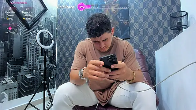 Leonsmoron online show from December 23, 2025, 1:05 am