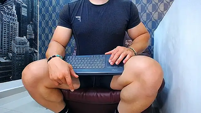 Leonsmoron online show from April 11, 2026, 3:25 am