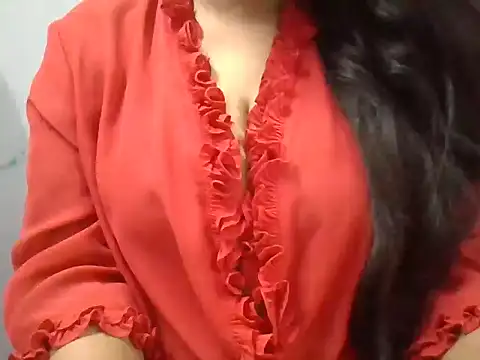 Roopshikha39 online show from December 2, 2025, 6:20 pm