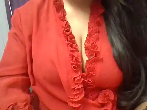 Snapshot of Roopshikha39 chatting on May 4, 2026, 6:11 pm Roopshikha39 online show from May 4, 2026, 6:11 pm