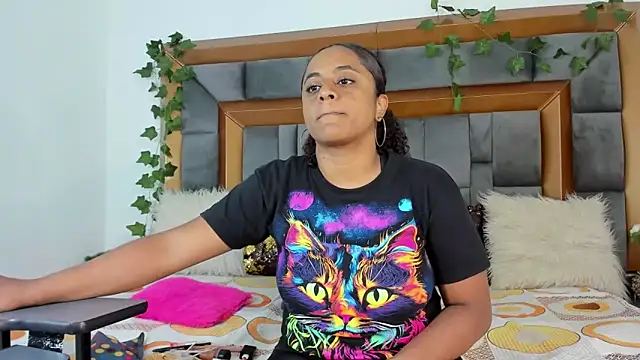 BellaKarla online show from March 8, 2025, 1:57 pm