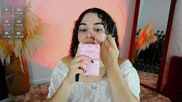 Snapshot of merida_bell18 chatting on November 22, 2025, 11:14 pm merida bell18 online show from November 22, 2025, 11:14 pm