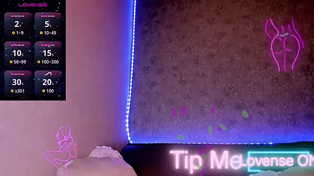 Snapshot of madina_taher chatting on September 19, 2025, 9:08 pm madina taher online show from September 19, 2025, 9:08 pm