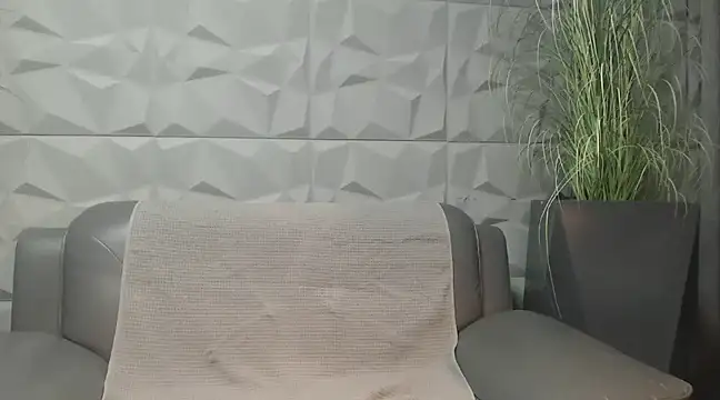 Antoniodiamond online show from February 1, 2025, 8:05 pm