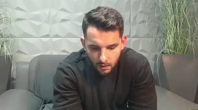 Antoniodiamond online show from March 14, 2025, 8:17 pm