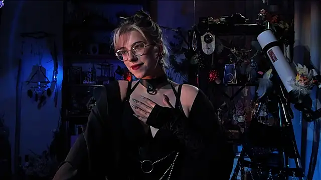 Snapshot of Scarlett_Wanner chatting on March 14, 2025, 8:06 pm Scarlett Wanner online show from March 14, 2025, 8:06 pm