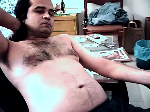 aksxi1 online show from November 8, 2025, 5:22 am