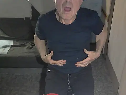 Snapshot of kiam471 chatting on April 11, 2026, 8:45 pm kiam471 online show from April 11, 2026, 8:45 pm