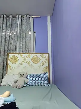 Snapshot of lady_kim_boner chatting on May 23, 2026, 12:42 am lady kim boner online show from May 23, 2026, 12:42 am