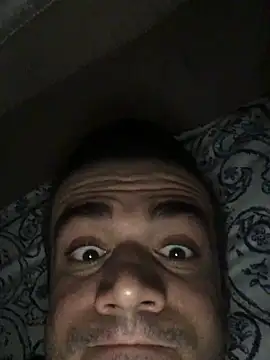 Snapshot of boyygirlls chatting on December 21, 2024, 9:23 am boyygirlls online show from December 21, 2024, 9:23 am