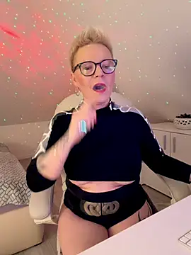 Snapshot of German_Milf chatting on February 14, 2026, 1:44 pm German Milf online show from February 14, 2026, 1:44 pm