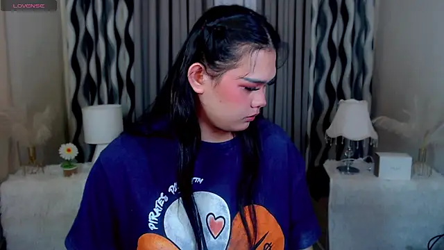 Ella Fantasiax online show from October 19, 2025, 6:38 am