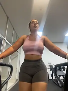 Snapshot of daniela_henao chatting on June 12, 2026, 1:47 am daniela henao online show from June 12, 2026, 1:47 am