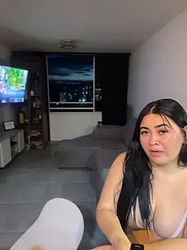 Snapshot of daniela_henao chatting on June 19, 2026, 11:42 pm daniela henao online show from June 19, 2026, 11:42 pm