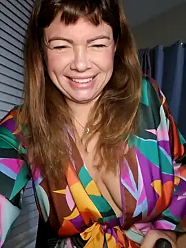 Snapshot of MarlaFknSinger chatting on January 1, 2025, 11:49 am MarlaFknSinger online show from January 1, 2025, 11:49 am