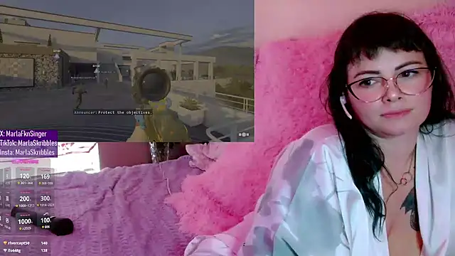 Snapshot of MarlaFknSinger chatting on January 13, 2025, 5:12 pm MarlaFknSinger online show from January 13, 2025, 5:12 pm
