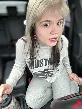 Cutiepiespanks online show from March 23, 2026, 4:40 pm