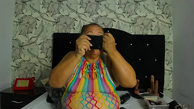 Snapshot of Keira_Lennox chatting on December 5, 2025, 11:42 am Keira Lennox online show from December 5, 2025, 11:42 am