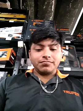 000002m online show from November 3, 2025, 7:06 pm