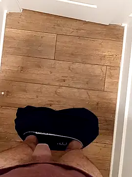 Snapshot of Mark_Dad chatting on February 10, 2025, 1:01 pm Mark Dad online show from February 10, 2025, 1:01 pm