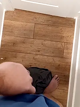 Snapshot of Mark_Dad chatting on February 15, 2025, 11:17 am Mark Dad online show from February 15, 2025, 11:17 am