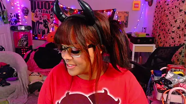 Snapshot of N1NT3NDH03 chatting on October 28, 2025, 5:39 am N1NT3NDH03 online show from October 28, 2025, 5:39 am