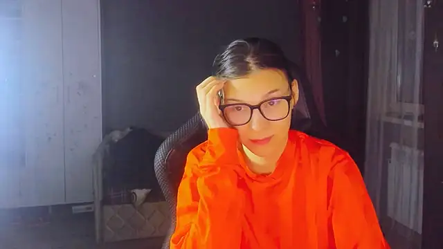 MollyLollipop online show from February 25, 2026, 5:24 pm