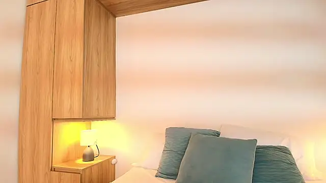 Snapshot of Isabella_Harley chatting on September 25, 2025, 1:06 pm Isabella Harley online show from September 25, 2025, 1:06 pm